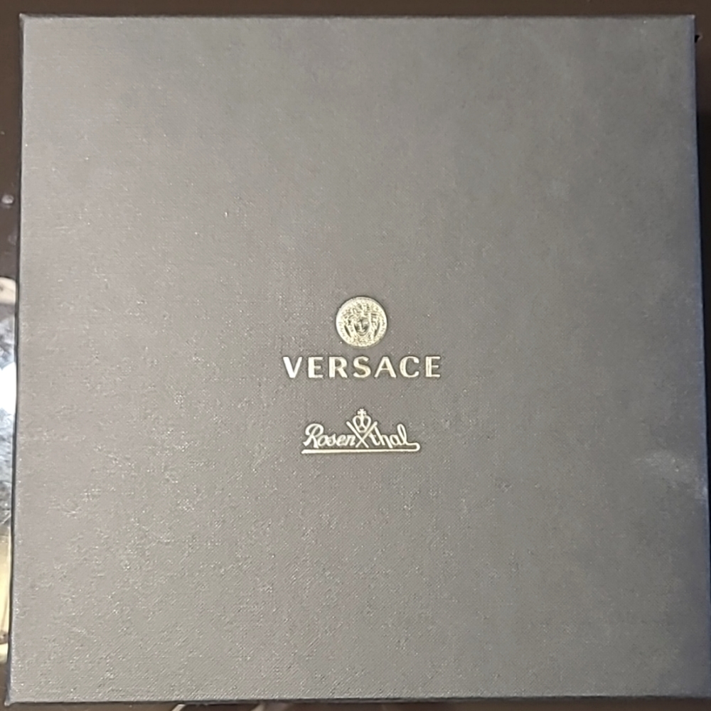 Versace Empty Box - image 1